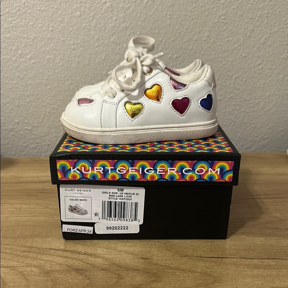 Kurt Geiger Kids White Sneakers with Multicolor Hearts